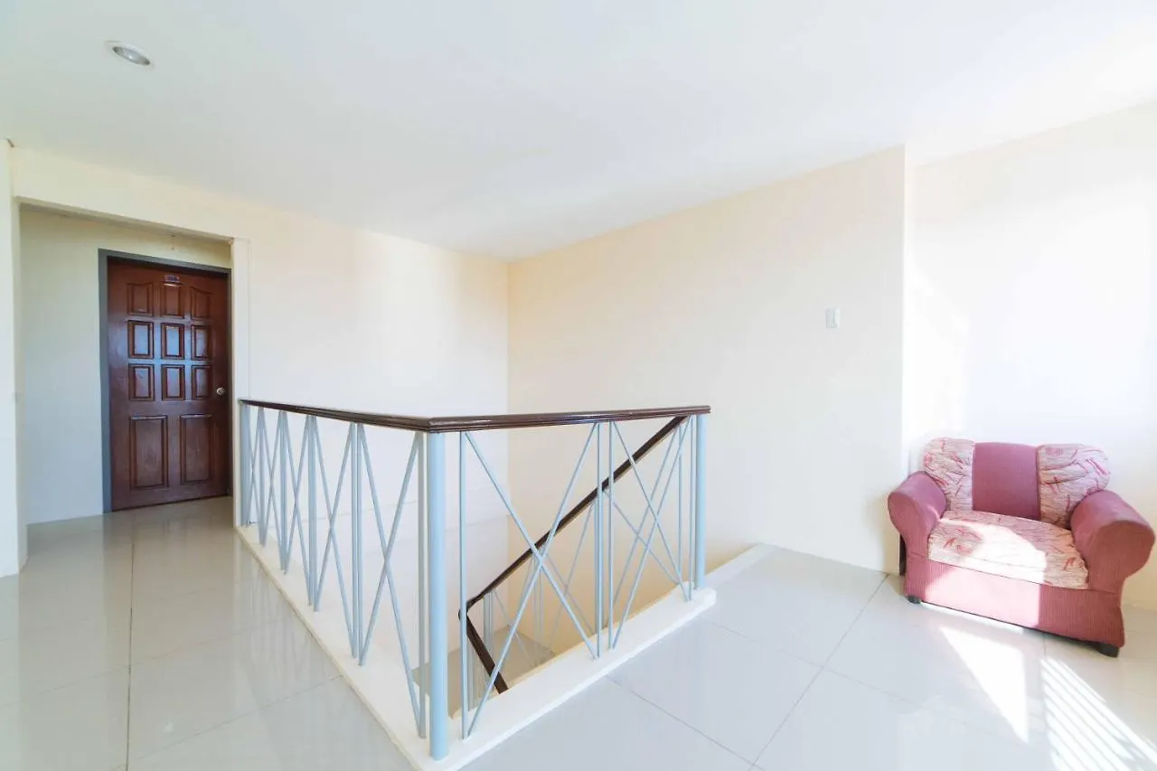 Hotel Reddoorz Near Davao International Airport Maison d'hôtes